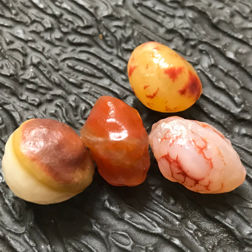 50%OFF ゴビ石−574 ゴビ瑪瑙 通販｜Creema KIKI 天然石 血脈 地表 原石 コレクション
