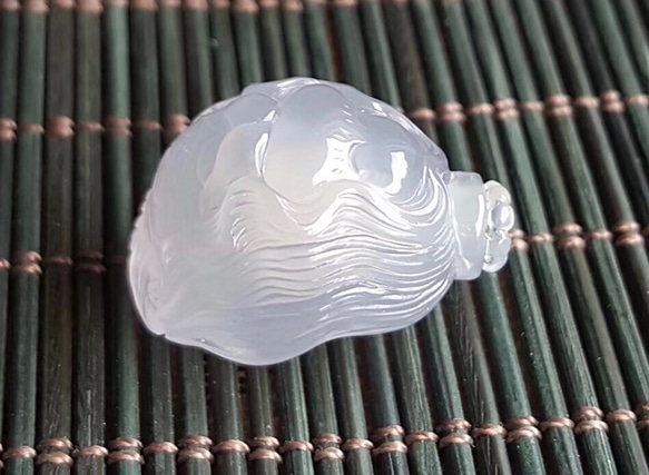 ゴビ石−26 ゴビ瑪瑙✴︎人魚姫✴︎ 手彫り