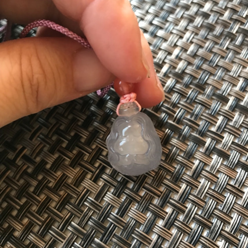 ゴビ石−26 ゴビ瑪瑙✴︎人魚姫✴︎ 手彫り