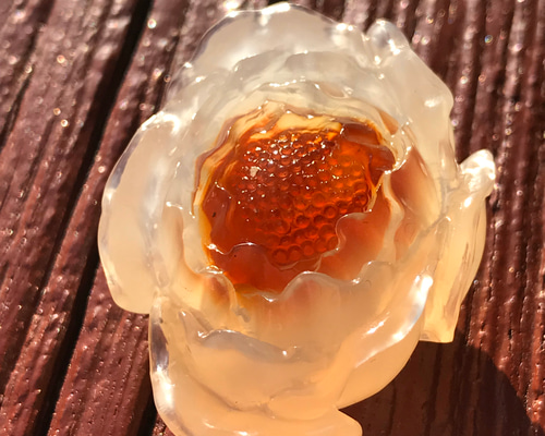 ゴビ石−126 ゴビ瑪瑙花手彫り彫刻置物