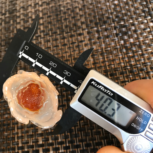 ゴビ石−126 ゴビ瑪瑙 花 石彫り 彫刻 置物 天然石 KIKI 通販 8308055