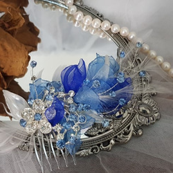 水晶花藍色紗花羽毛手作新娘頭飾飾品 第3張的照片