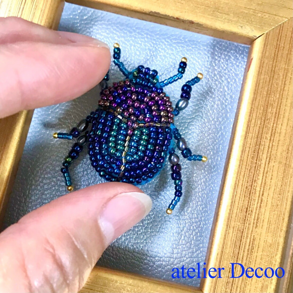 タマオシコガネ(スカラベ)ビーズ刺繍ブローチ 4枚目の画像