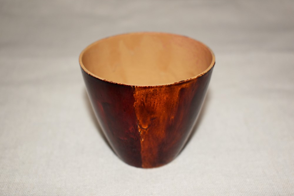 カップ　朱漆白漆塗別溜塗