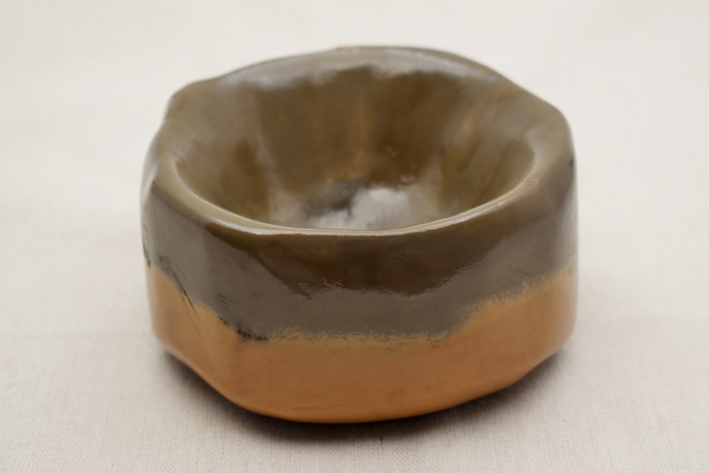 手彫茶椀　灰色漆白茶漆