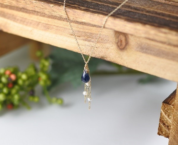 誕生石10Kネックレス✻9月✻サファイヤ☺天然石とパールのハンドメイドジュエリー☺