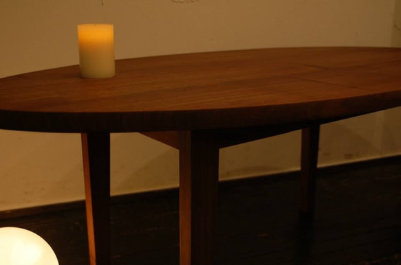 ブラックウォールナットのローテーブル 1枚目の画像