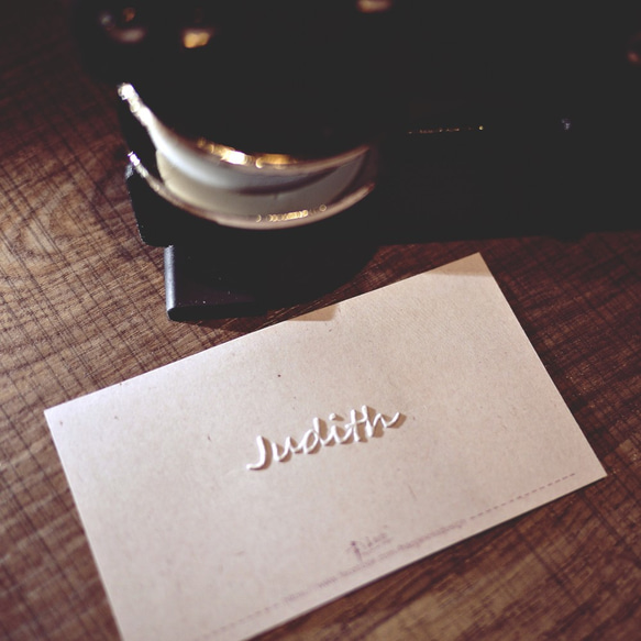 重型鋼印A-客製化浮雕/打凸/壓印/防偽婚禮喜帖貼紙名片證書適用 第1張的照片