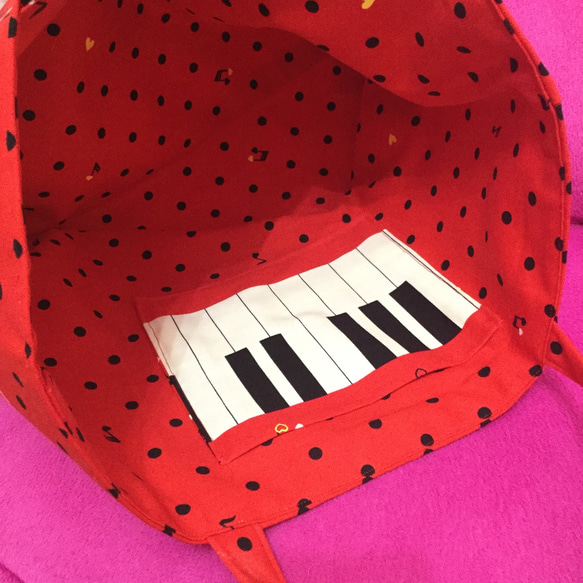 ⭕️在庫ラスト⭕️ 赤 ピアノ柄 レッスンバッグ ピアノ柄レッスンバッグ  トートバッグ 習い事バッグ 入園グッズ 3枚目の画像