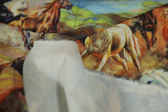 デッドストック馬柄プリント生地 2枚目の画像