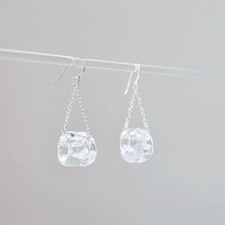 melted ice cube earrings 1枚目の画像