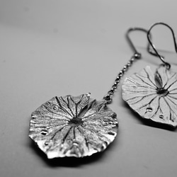 leaf of water lily　pierce & pendant 3枚目の画像