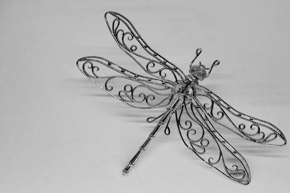 dragonfly pin brooch 3枚目の画像