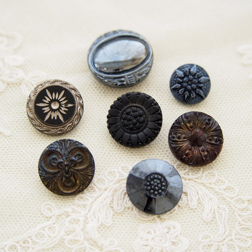 maison*nさま専用 ビンテージ チェコガラスボタン チェコ ガラスボタン（ヴィンテージ）[Czech_button_V01