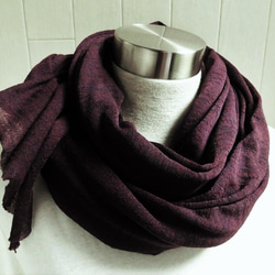 羊毛針織攤位紫 第1張的照片