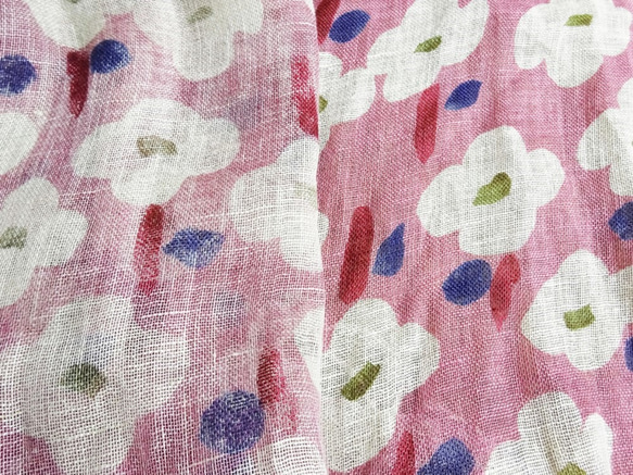 花卉圖案亞麻單紗布披風Mouve粉紅色 第4張的照片