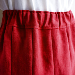 １点のみ　厚手アイリッシュ リネンのタックスカート　赤　７４㎝丈　夏秋 5枚目の画像