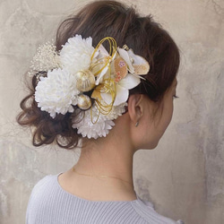 成人式・結婚式/胡蝶蘭とマムのヘッドドレス/造花 タッセルリボン 水引き 髪飾り/白 ホワイト[wa123w] 6枚目の画像