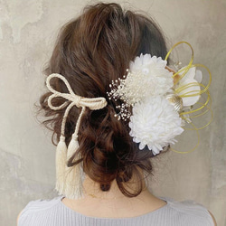 成人式・結婚式/胡蝶蘭とマムのヘッドドレス/造花 タッセルリボン 水引き 髪飾り/白 ホワイト[wa123w] 8枚目の画像