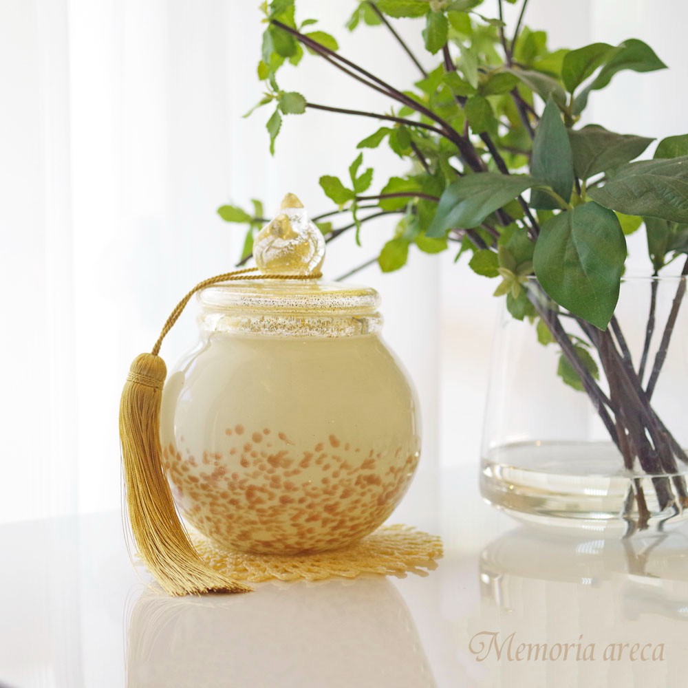 おしゃれなデザイン骨壷（メモリアルボトル）　ペット骨壷にも　ドルチェMサイズ（約3寸）