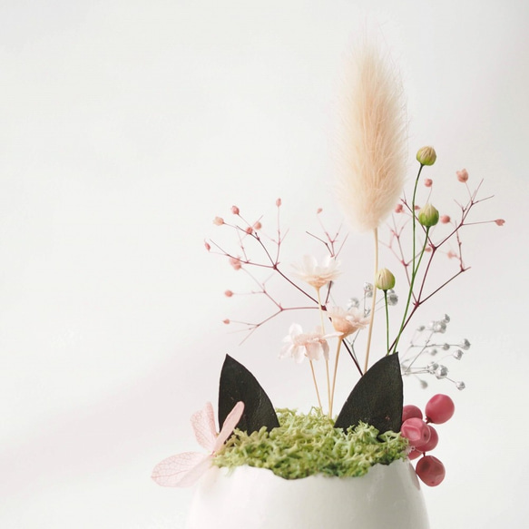 花の猫型盆栽『タマゴノコネコ　華やかな桃色』 4枚目の画像