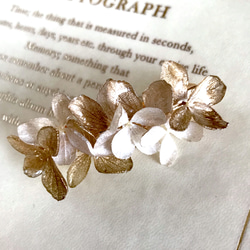 【★送料無料★】紫陽花のミニバレッタ(白&ゴールド) 6cm 3枚目の画像