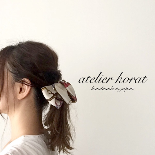 送料無料】＊ポニーフック スカーフ柄White＊ ヘアゴムで縛って挿す  