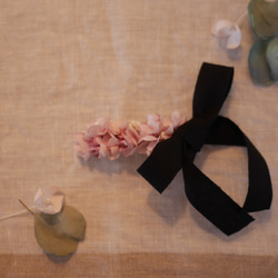布花とリボンのバレッタ  くすみpink 5枚目の画像