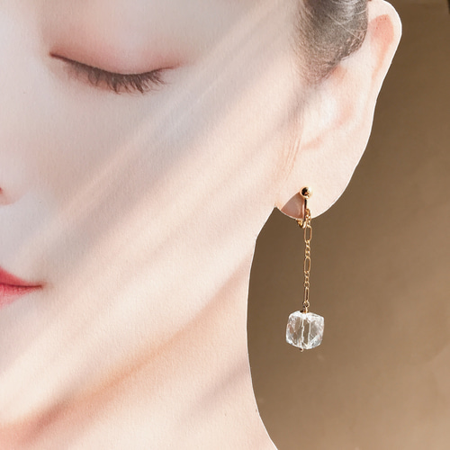 涼しげクォーツ』キューブな氷14kgfチェーン◇ピアス/イヤリング  