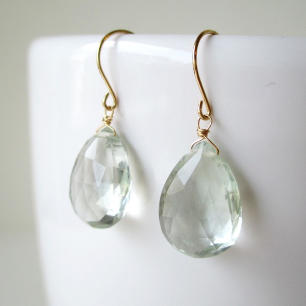 【K18】 大粒グリーンアメジスト ペアシェイプ 1粒ドロップピアス －イヤリング変更可－ （pdp-0025）