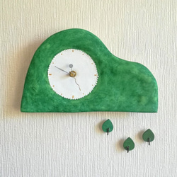 壁掛け時計　お山（壁飾り付き） 1枚目の画像