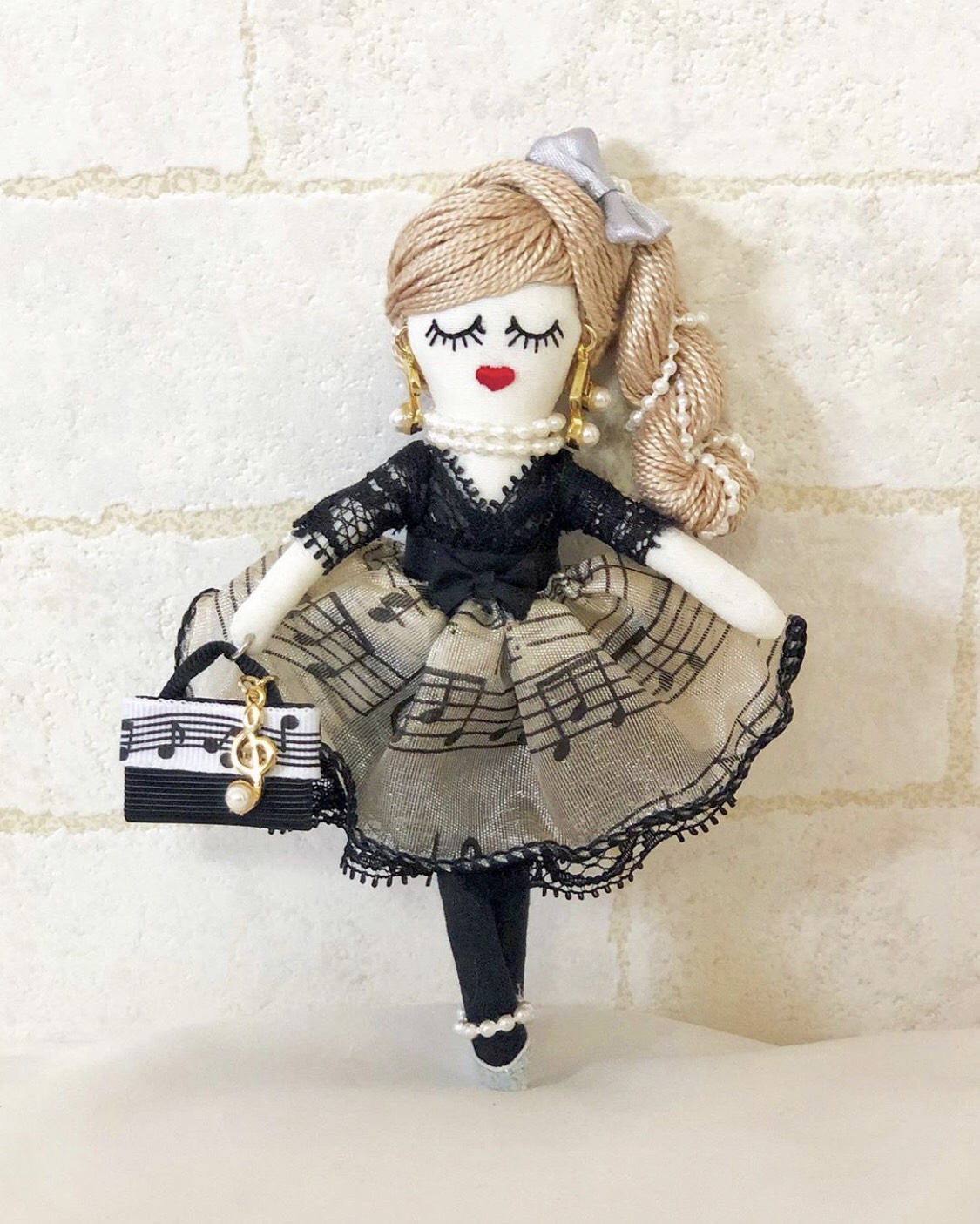 ピアノちゃん様 再販♡ハンドメイド♡ドールチャーム ピアノちゃん様 再販♡ハンドメイド♡ドールチャーム