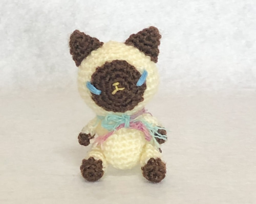 シャム猫さん（with friend）のあみぐるみ 受注製作品【NEW】シャム猫さんあみぐるみ - Mignon Minette