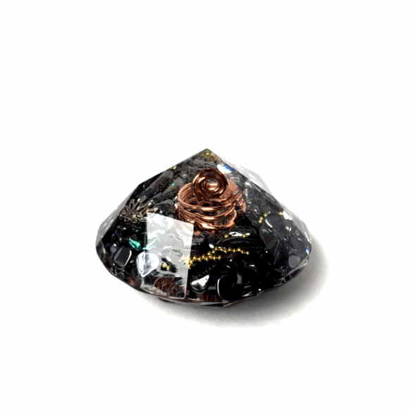 『Creema限定　ポイント10倍』テラヘルツ鉱石　オルゴナイト　ダイヤモンド型 2枚目の画像
