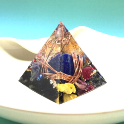 『Creema限定　ポイント10倍』オルゴナイト　自己成長　ラピス　オニキス　ピラミッド 3枚目の画像