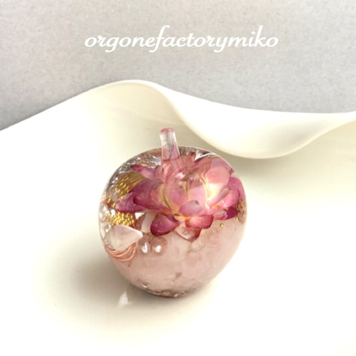 金運 恋愛 幸運メモリーオイル入り りんご オルゴナイト その他