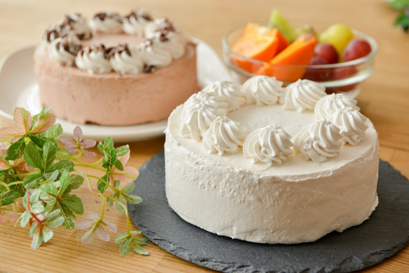 グルテンフリー＆アレルギー対応　デコレーションケーキ　ホワイト15㎝ 1枚目の画像