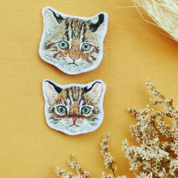 Bridge of Peace｜leopard cat brooch 石虎手工刺繡胸針 第4張的照片