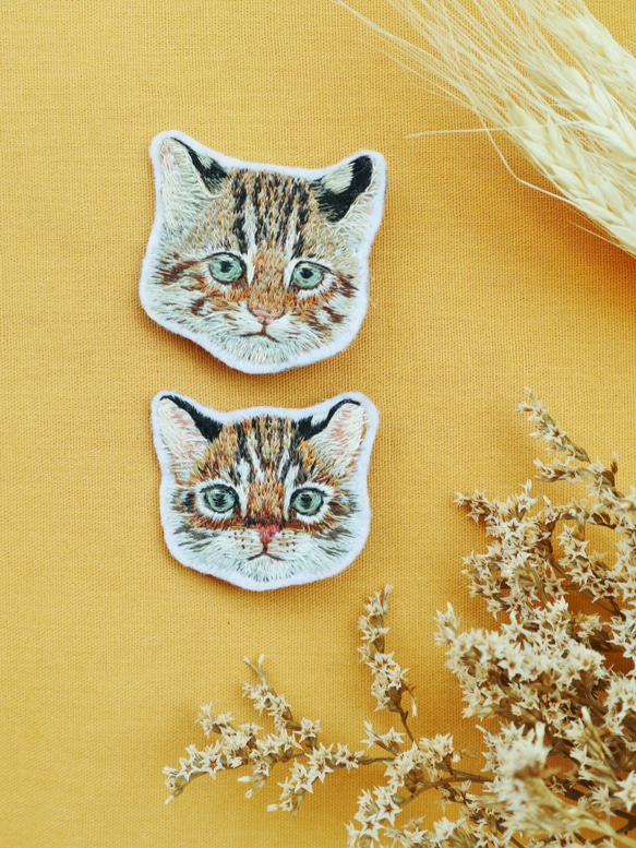 Bridge of Peace｜leopard cat brooch 石虎手工刺繡胸針 第4張的照片