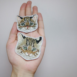 Bridge of Peace｜leopard cat brooch 石虎手工刺繡胸針 第5張的照片