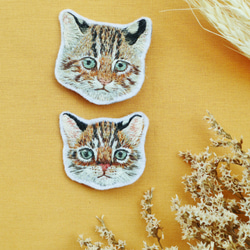 Bridge of Peace｜leopard cat brooch 石虎手工刺繡胸針 第3張的照片