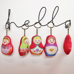 Bridge of Peace｜matryoshka doll key ring 俄羅斯娃娃刺繡鑰匙圈 第5張的照片