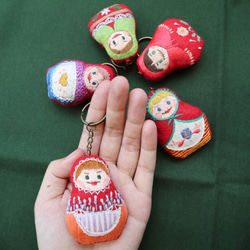 Bridge of Peace｜matryoshka doll key ring 俄羅斯娃娃刺繡鑰匙圈 第2張的照片