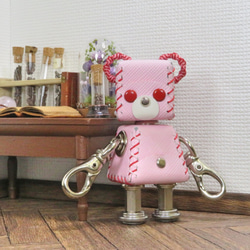 クマ型革ロボット レザベア (パステルピンク)暦堂 2枚目の画像