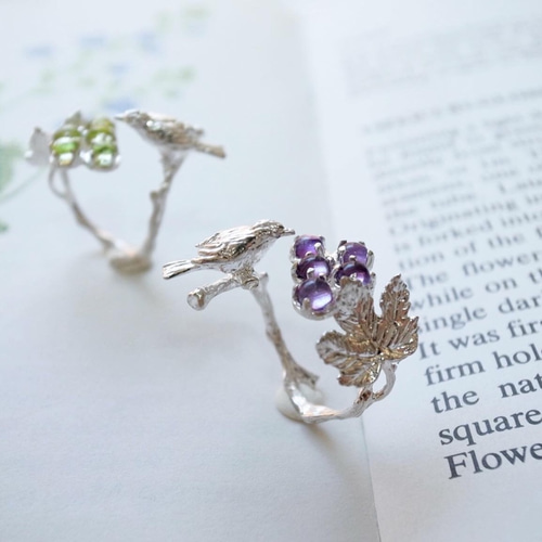 冬のプレゼント企画開催中】ヒヨドリとぶどうのリング(シルバー)（受注