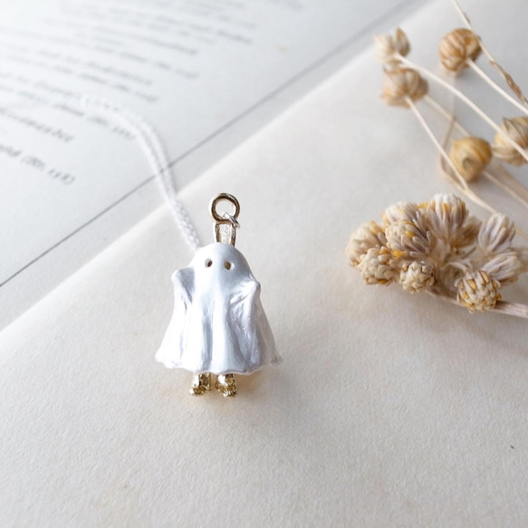 新品未開封 ehonno おばけのふりをするうさぎのネックレス 受注制作】おばけのふりをするうさぎのネックレス（白仕上げ×真鍮