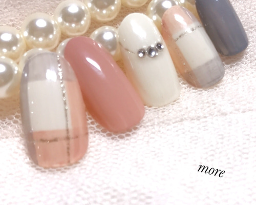 秋色チェックネイル ♪ ネイルチップ（つけ爪） nailsalonmore 通販 