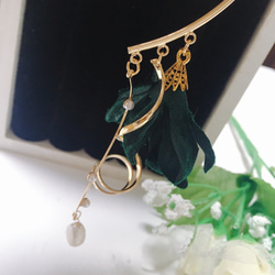 Green tassel ° ear hook 3枚目の画像