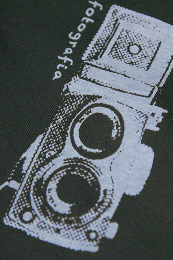 【2024セール】ラスト1着かっこいいレトロカメラ Tシャツ 写真 フォト 撮影 150サイズ 3枚目の画像