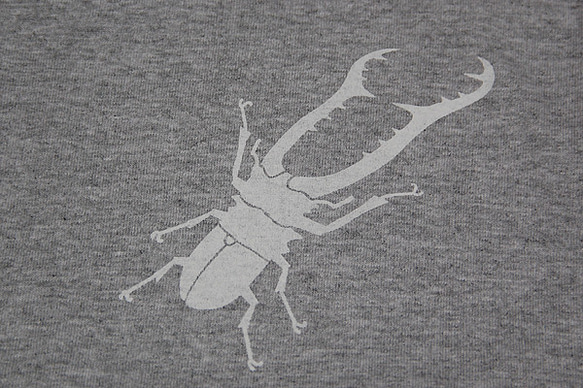 【2024セール】ラスト1着クワガタ Tシャツ 150サイズ（メンズXS） 杢グレー　カブトムシ　昆虫 2枚目の画像